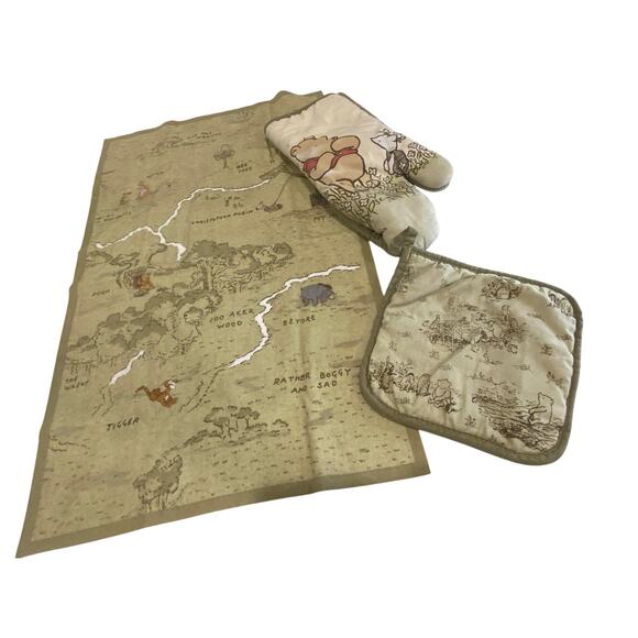 DISNEY Winnie The Pooh Kitchen Set - Picture 1 of 4